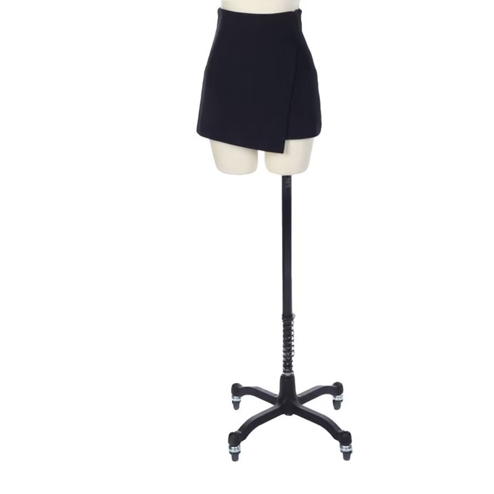 Black Skort